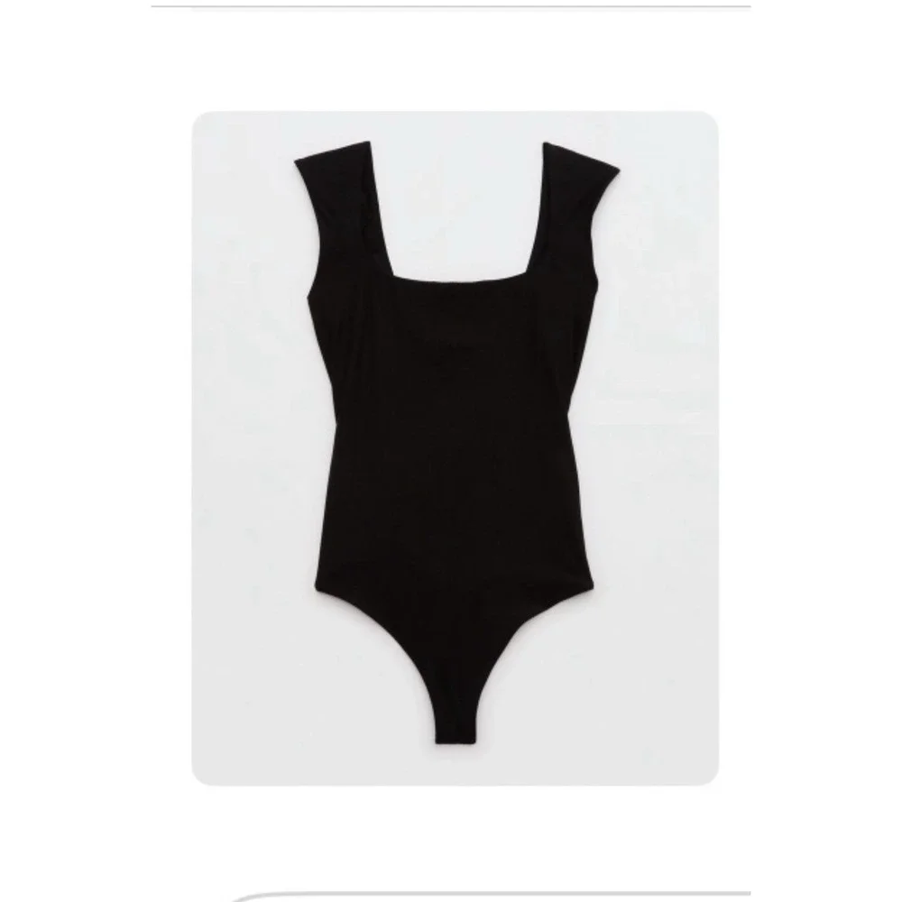 Aerie Smoothez Square Neck Bodysuit Black Tank Style Womens Medium Thong NWT - Picture 1 of 4